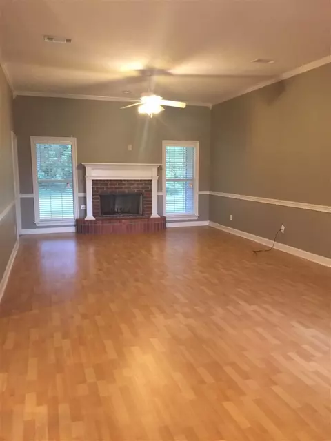 253 Charlene Dr, Byram, MS 39272 photo 2
