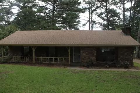 3918 Forest Lake Dr, Jackson, MS 39212 photo 2
