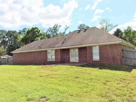 445 Pecan Cir, Brandon, MS 39042 photo 4