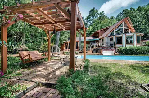 612 Lakeridge Ln, Clinton, MS 39056 photo 1