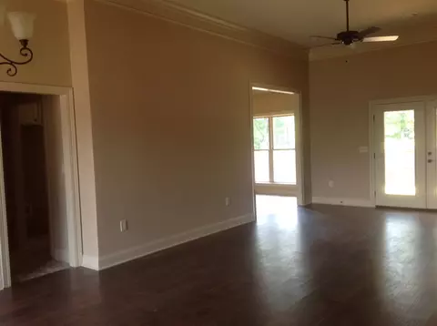 203 Crestwood Cv, Brandon, MS 39042 photo 4