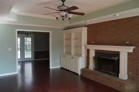 540 Bay Pointe Cir, Brandon, MS 39047 photo 11