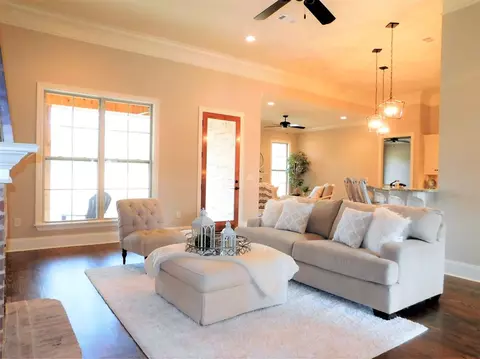 145 W Legacy Dr, Brandon, MS 39042 photo 10