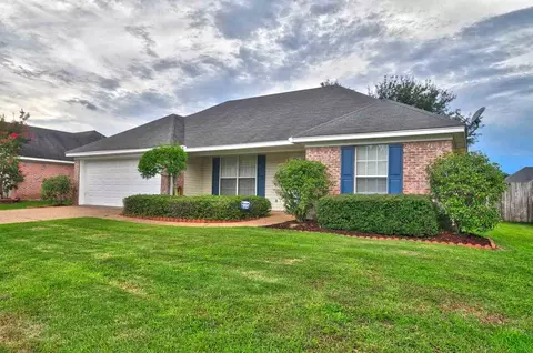 409 Willow Bay Dr, Byram, MS 39272 photo 1