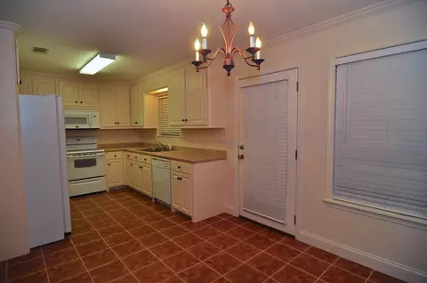 409 Willow Bay Dr, Byram, MS 39272 photo 10