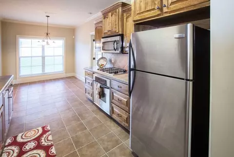 235 Tucker Dr, Brandon, MS 39042 photo 9