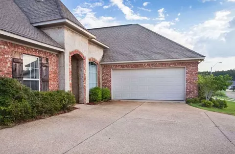 235 Tucker Dr, Brandon, MS 39042 photo 2