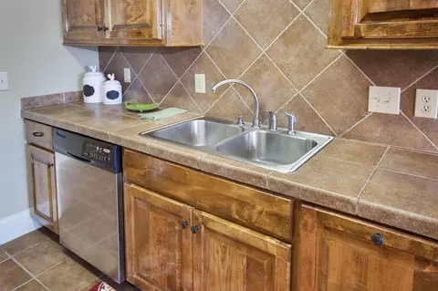 235 Tucker Dr, Brandon, MS 39042 photo 10