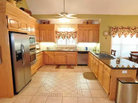406 Thorngate Dr, Brandon, MS 39042 photo 8