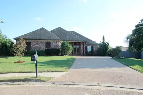 172 Regatta Dr, Brandon, MS 39047 photo 1