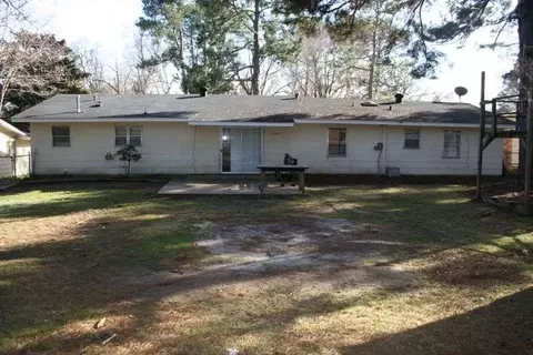 1330 Springdale Dr, Jackson, MS 39211 photo 13