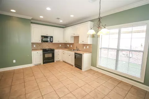 127 Stapleton Dr, Canton, MS 39046 photo 8