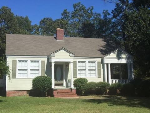 220 W Leavell Woods Dr, Jackson, MS 39212 photo 1