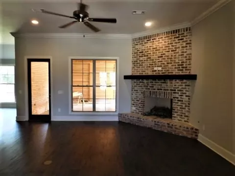 102 Catherine Dr, Clinton, MS 39056 photo 5