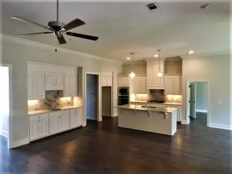 102 Catherine Dr, Clinton, MS 39056 photo 2