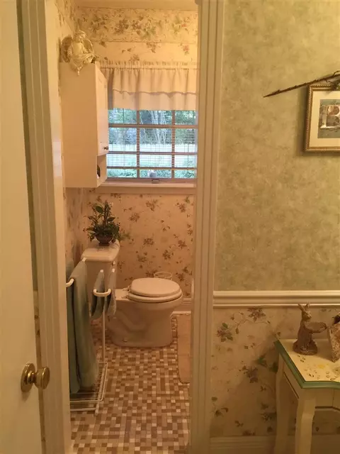 1122 Winnrose St, Jackson, MS 39211 photo 8