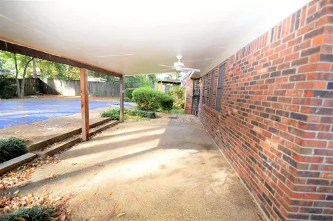 131 Baybury Ln, Jackson, MS 39212 photo 9