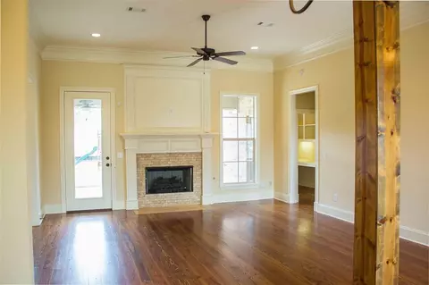 102 Germany Dr, Canton, MS 39046 photo 5