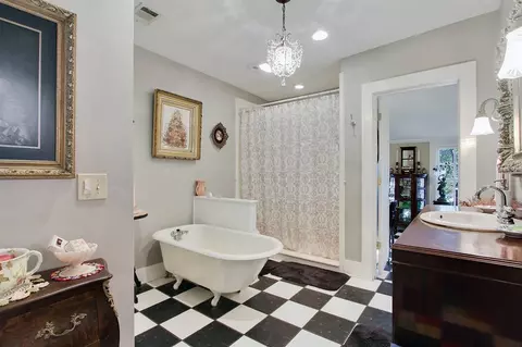 200 Pearl St, Brandon, MS 39042 photo 11