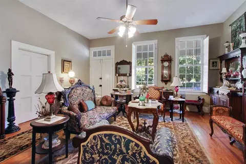 200 Pearl St, Brandon, MS 39042 photo 5