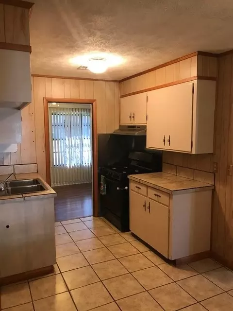 114 Queen Alma Ln, Jackson, MS 39209 photo 3