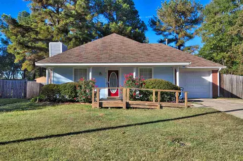 626 Edwards Cv, Jackson, MS 39212 photo 1
