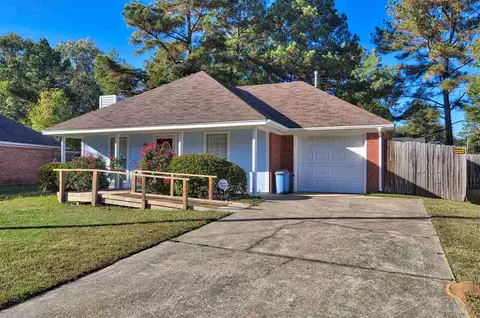 626 Edwards Cv, Jackson, MS 39212 photo 2