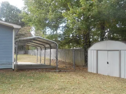 6179 Clarence Dr, Jackson, MS 39206 photo 2