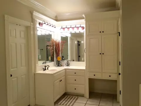 215 Lake Cir, Madison, MS 39110 photo 28