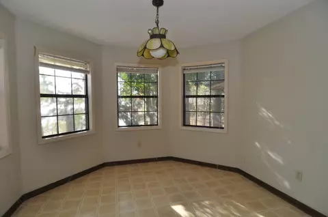 145 Glen Iris Pl, Jackson, MS 39204 photo 11