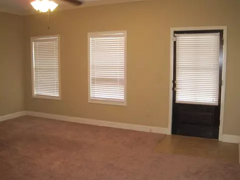 618 Oakview Way, Byram, MS 39272 photo 4
