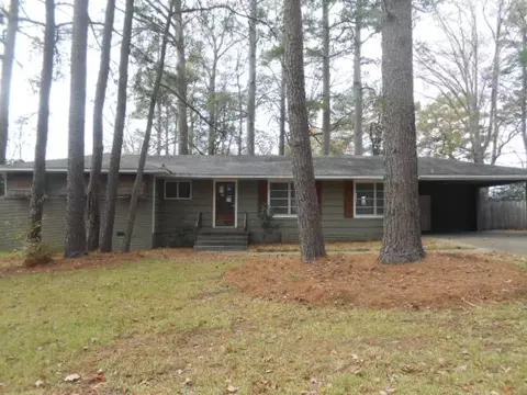 5409 Wayneland Dr, Jackson, MS 39211 photo 1