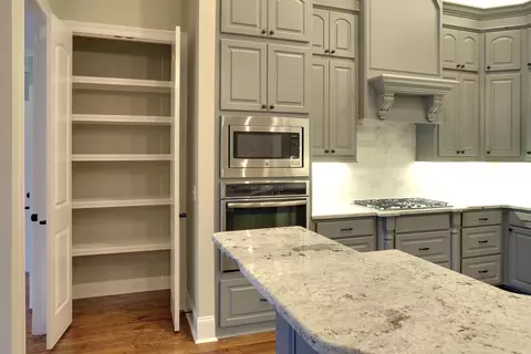 907 Poplar Dr, Brandon, MS 39042 photo 7