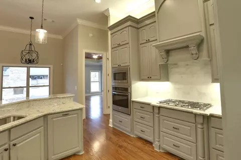 907 Poplar Dr, Brandon, MS 39042 photo 5