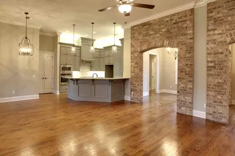 907 Poplar Dr, Brandon, MS 39042 photo 11