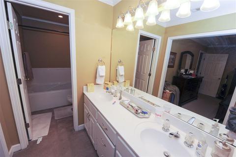 412 Oak Bnd, Brandon, MS 39047 photo 8