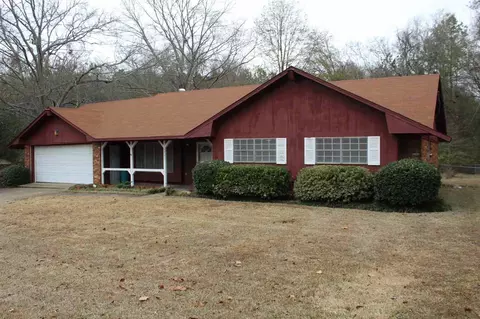 1201 Pineview Dr, Clinton, MS 39056 photo 1