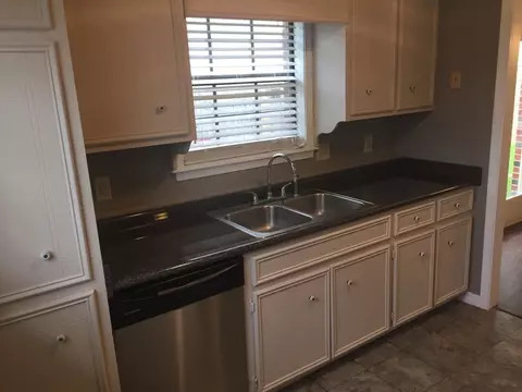 281 Planters Grv, Ridgeland, MS 39157 photo 2