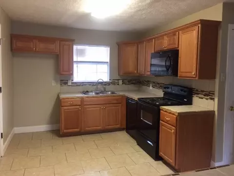 4012 N Carol Dr, Jackson, MS 39206 photo 2