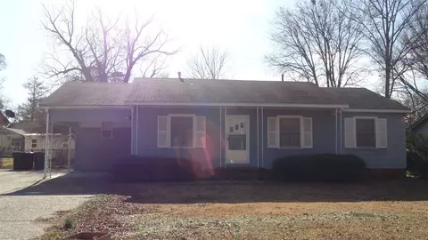 238 E 8th St, Yazoo City, MS 39194 photo 2