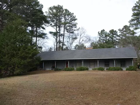 129 Sunset Dr, Florence, MS 39073 photo 2