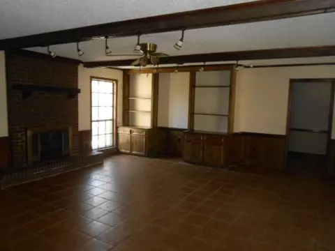 203 River Glenn, Jackson, MS 39211 photo 2