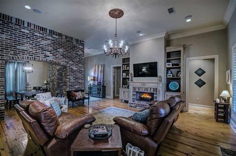 203 Esplanade Dr, Brandon, MS 39047 photo 9