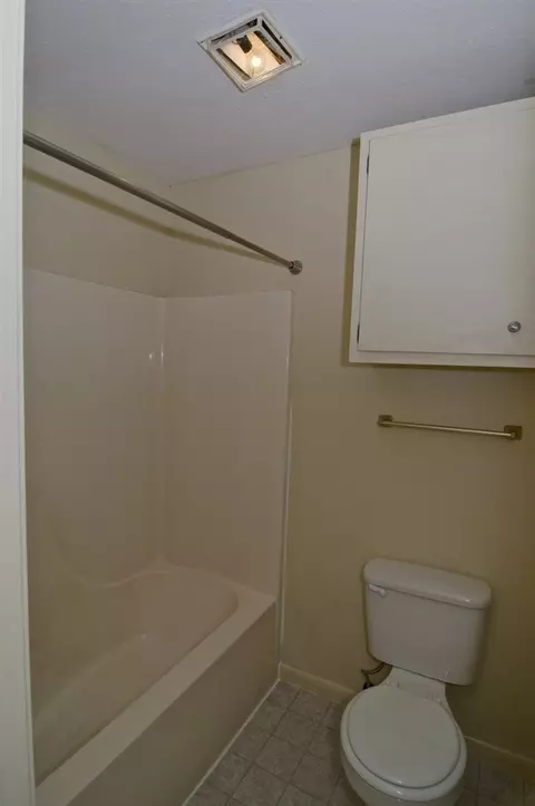 4561 Whitehaven Dr, Jackson, MS 39204 photo 7