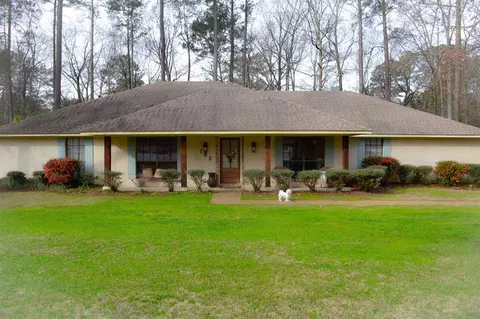 102 Sunrise Pt Dr, Brandon, MS 39047 photo 1