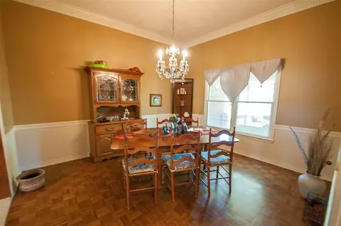 203 Cherry Dr, Brandon, MS 39042 photo 10