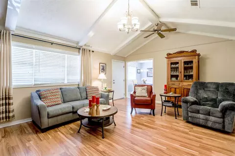 64 Sunline Dr, Brandon, MS 39042 photo 4