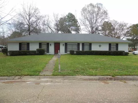 330 Foxboro Dr, Jackson, MS 39211 photo 1