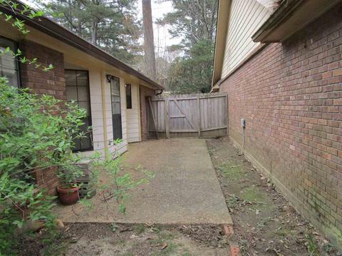 133 Brookleigh Pl, Byram, MS 39272 photo 9