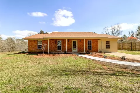 13954 Midway Rd, Terry, MS 39170 photo 1